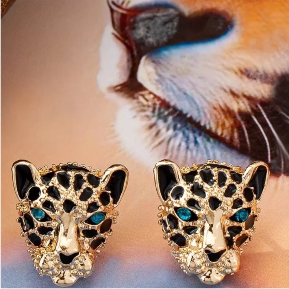 Gold Leopard Head Stud Earrings with Black Spots and Teal Eyes - Picture 2 of 4